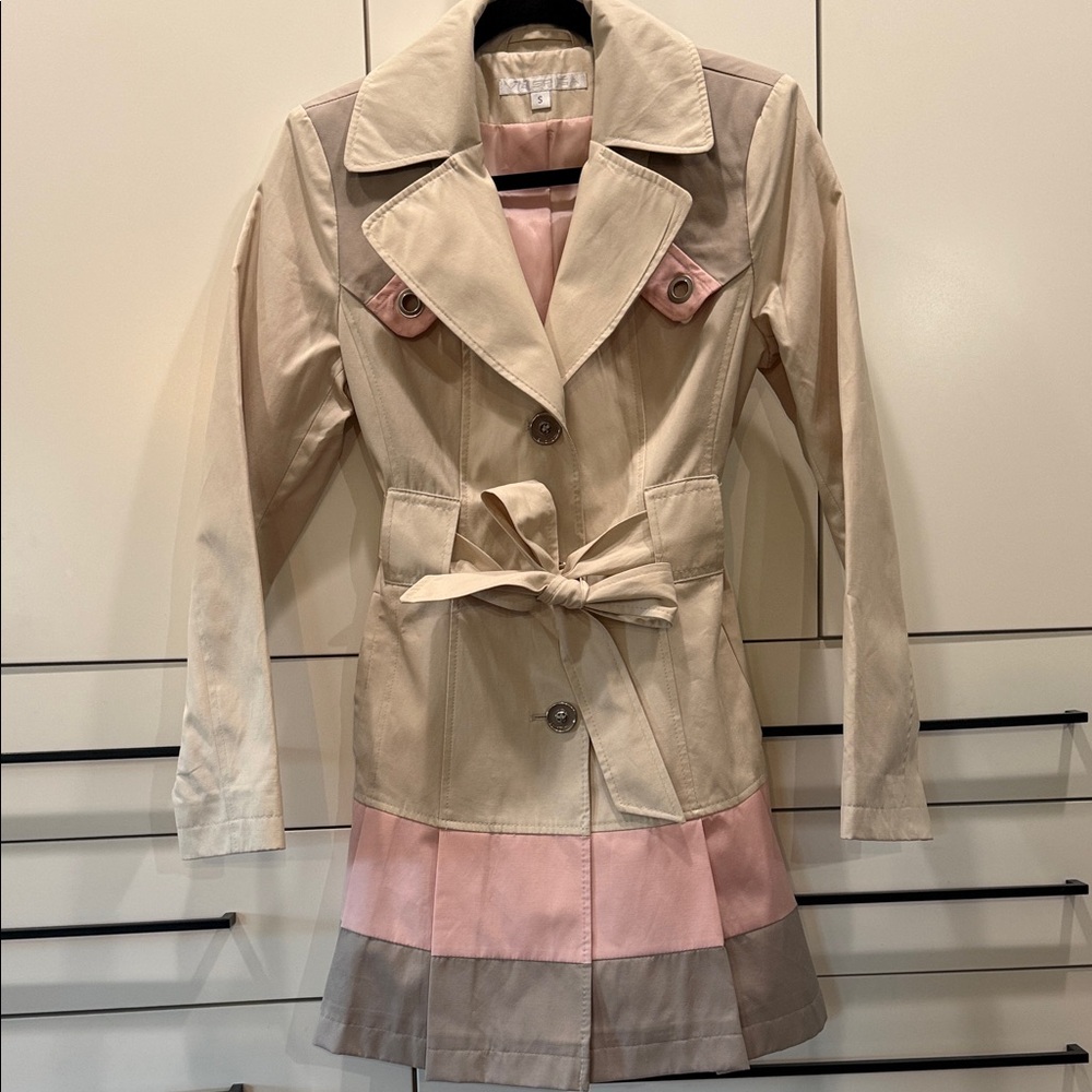 Via Spiga Colorblock Trench Coat in Beige and Pink